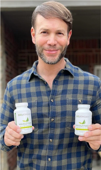 man with magnesium supplement